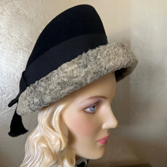 AWESOME 1940s\' BLACK FELT HAT WITH GENUINE GRAY MOUTON LAMB FUR ON BRIM Mouton Sheepskin Trooper Hat: Sheepskin Town main image 2